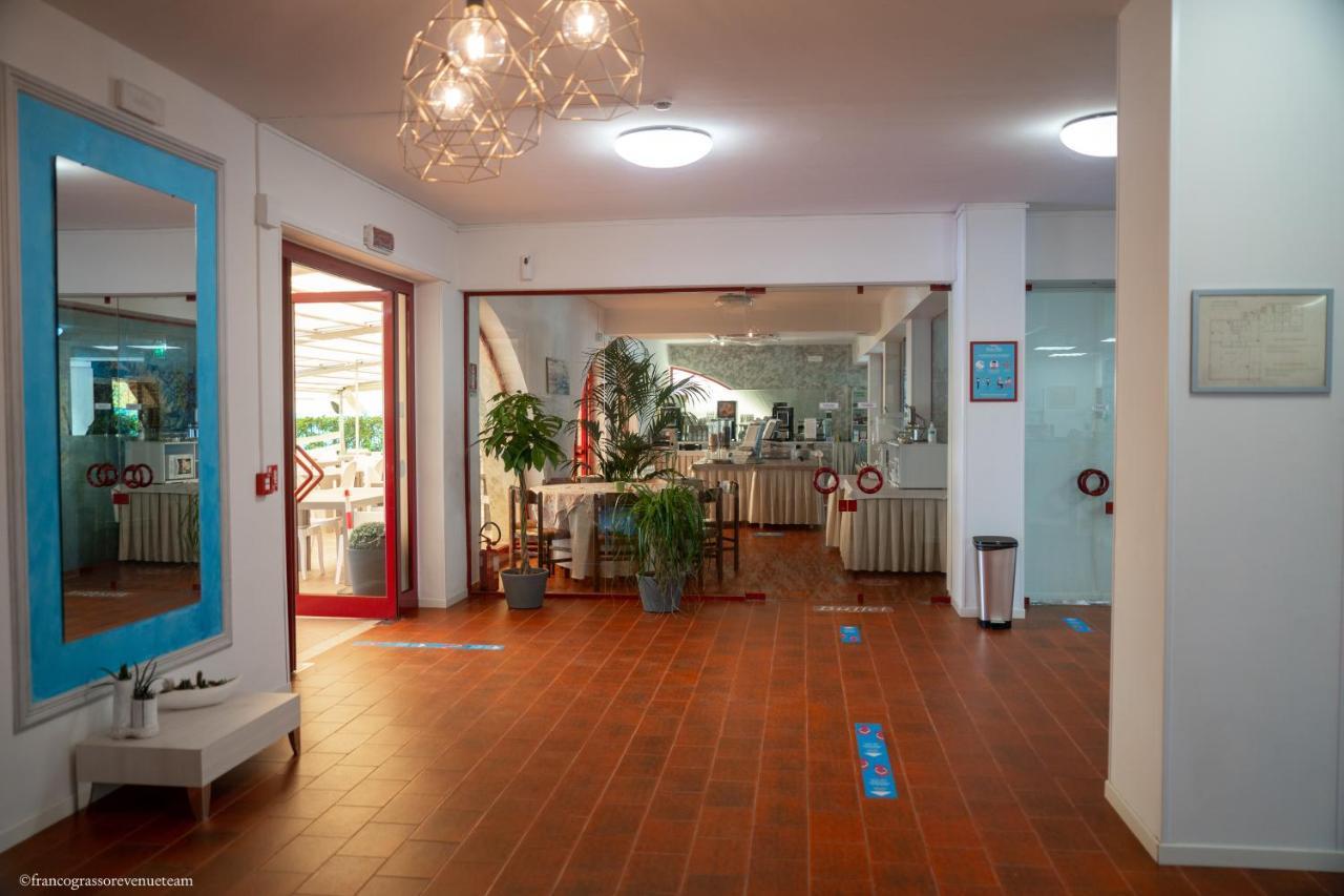 Hotel Quattropalme Tortoreto Bagian luar foto