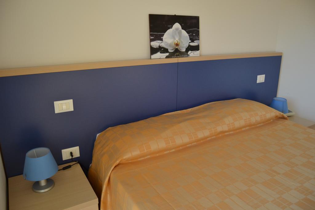 Hotel Quattropalme Tortoreto Bagian luar foto